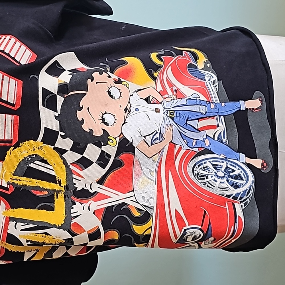 Betty Boop Born Wild Cropped Graphic Tee Small S Black Red Race Car Retro